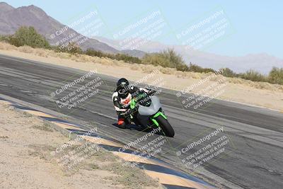 media/Dec-01-2025-Moto Forza (Mon) [[2daa91e15f]]/1-Advanced Group/Session 4 (Turn 10 Inside)/